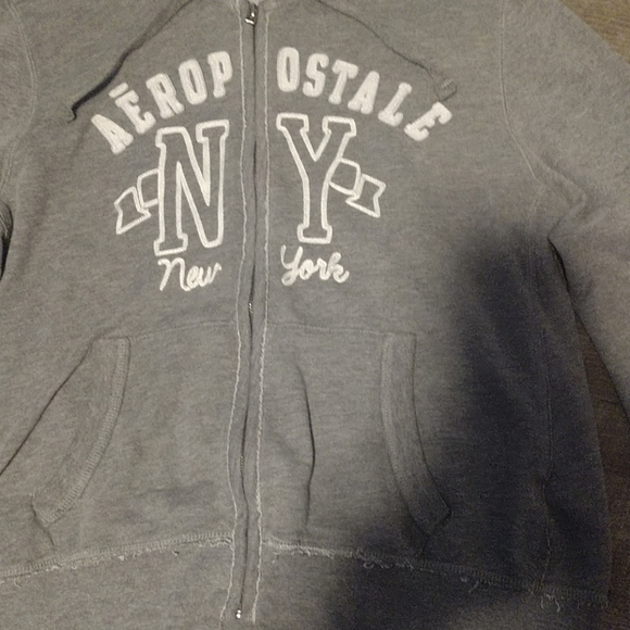 Grey Aeropostale zip-up - Picture 1 of 2